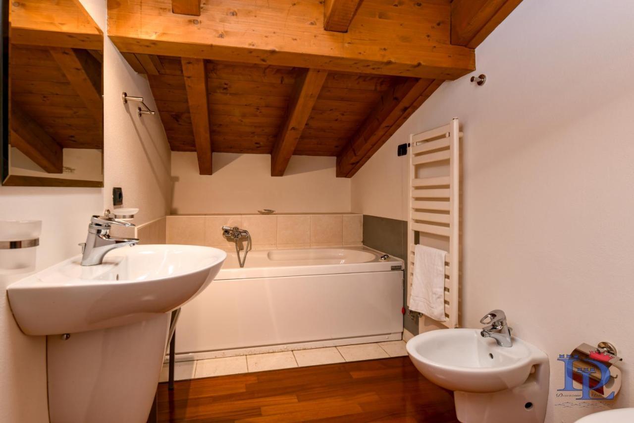 Desenzanoloft Official Partner Marriott Homes & Villas - Paradise Lake View In A 5 Pools Exclusive Residence Desenzano del Garda Exterior photo